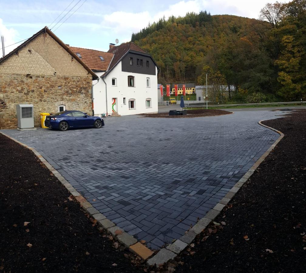 The Ring Inn Adenau Exterior photo